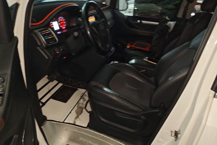 Used SAIC MAXUS G10 2018 PLUS 2.0T Automatic Smart Edition Driver Seat