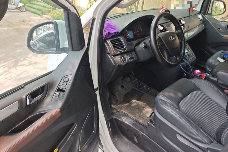 Used SAIC MAXUS G10 2018 PLUS 2.0T Automatic Elite Edition Driver Seat