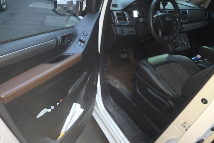 Used SAIC MAXUS G10 2018 PLUS 2.0T Automatic Elite Edition Driver Seat
