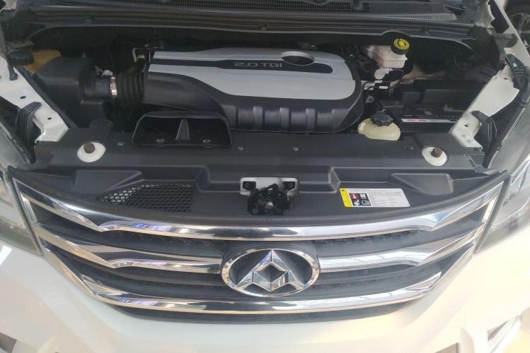 Used SAIC MAXUS G10 2018 PLUS 2.0T Automatic Smart Edition Engine Bay