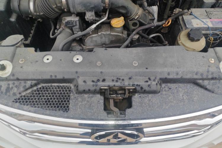 Used SAIC MAXUS G10 2018 PLUS 1.9T Manual Elite Edition Diesel Engine Bay