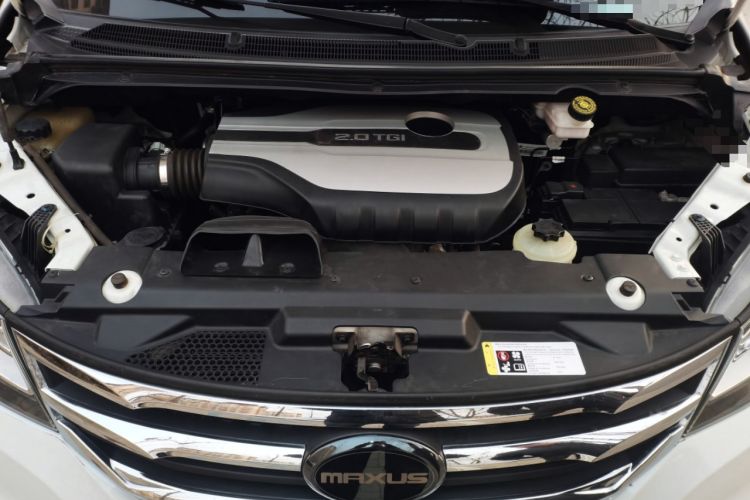 Used SAIC MAXUS G10 2018 PLUS 2.0T Automatic Elite Edition Engine Bay