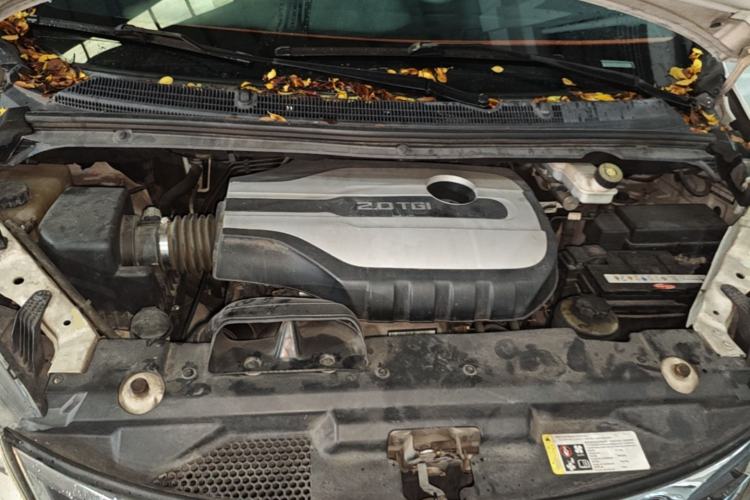 Used SAIC MAXUS G10 2018 PLUS 2.0T Automatic Smart Edition Engine Bay