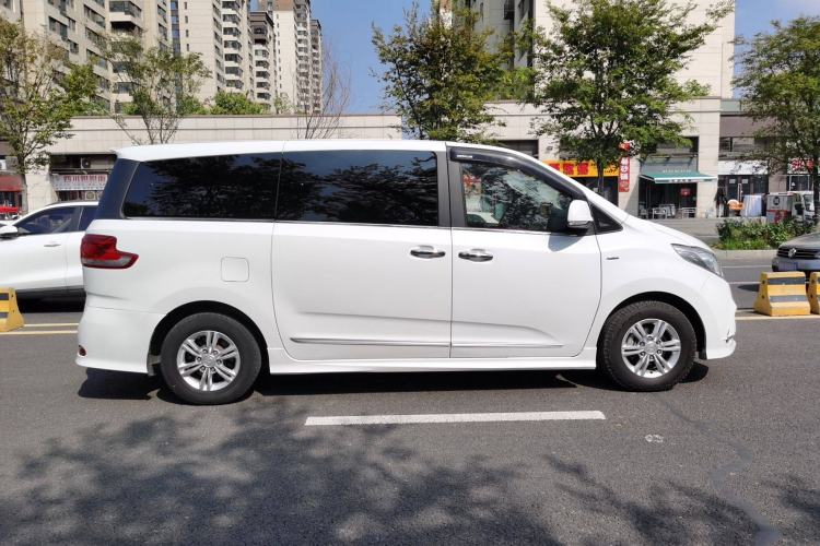 Used SAIC MAXUS G10 2018 PLUS 2.0T Automatic Luxury Edition Exterior 2