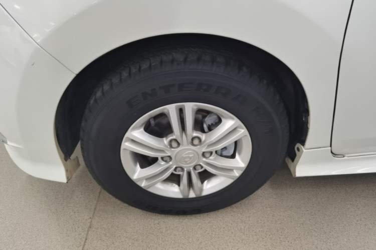 Used SAIC MAXUS G10 2018 PLUS 2.0T Automatic Elite Edition Exterior 4