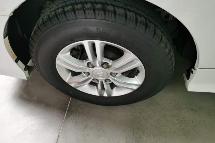 Used SAIC MAXUS G10 2018 PLUS 2.0T Automatic Smart Edition Exterior 8