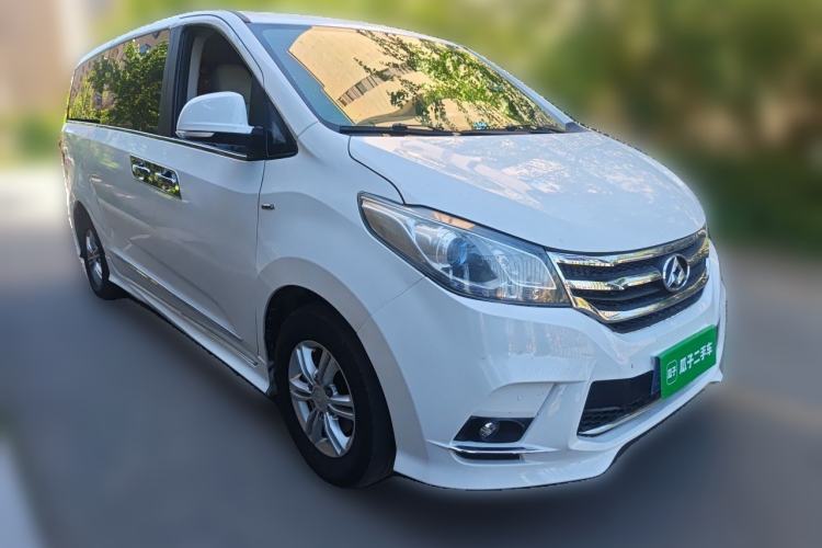 Used SAIC MAXUS G10 2018 PLUS 2.0T Automatic Executive Edition Front Right 45 Deg