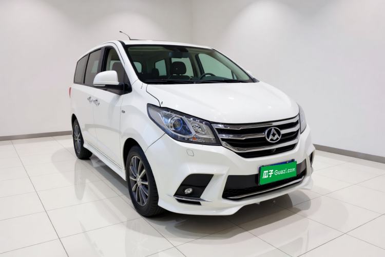 Used SAIC MAXUS G10 2018 PLUS 2.0T Automatic Black Gold Luxury Edition Front Right 45 Deg
