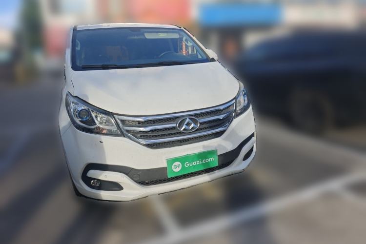 Used SAIC MAXUS G10 2018 PLUS 2.0T Automatic Elite Edition Front Right 45 Deg