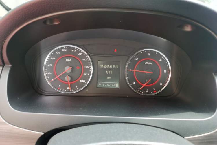 Used SAIC MAXUS G10 2018 PLUS 1.9T Automatic Elite Edition Diesel Instrument Cluster