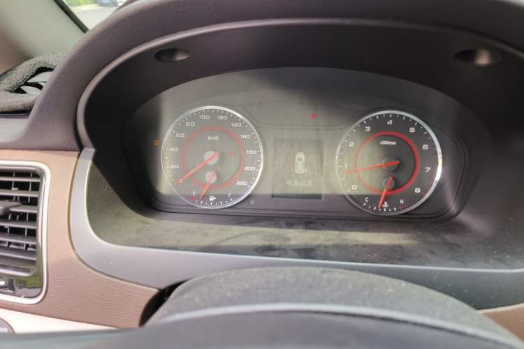 Used SAIC MAXUS G10 2018 PLUS 2.0T Automatic Black Gold Luxury Edition Instrument Cluster