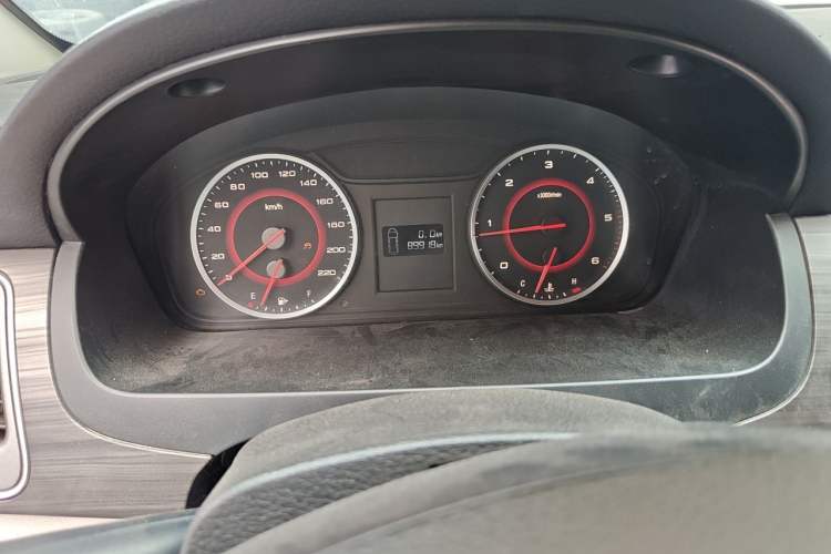 Used SAIC MAXUS G10 2018 PLUS 1.9T Manual Elite Edition Diesel Instrument Cluster