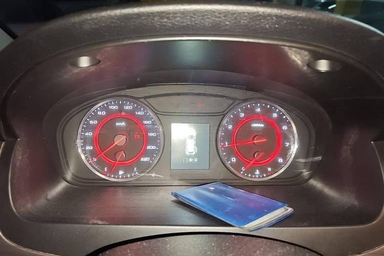Used SAIC MAXUS G10 2018 PLUS 2.0T Automatic Smart Edition Instrument Cluster
