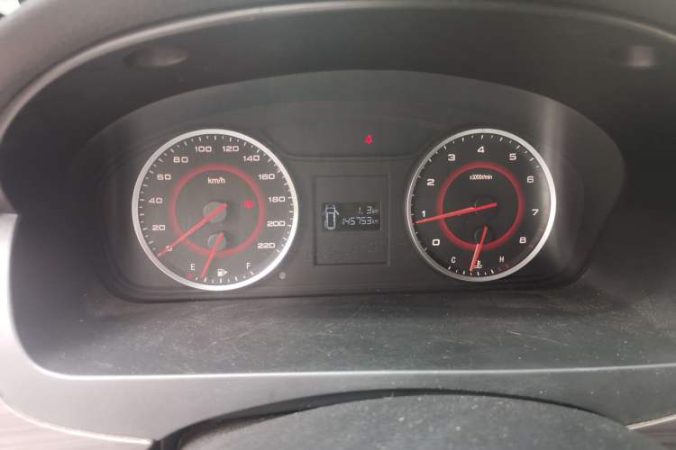 Used SAIC MAXUS G10 2018 PLUS 2.4L Manual Elite Edition Instrument Cluster