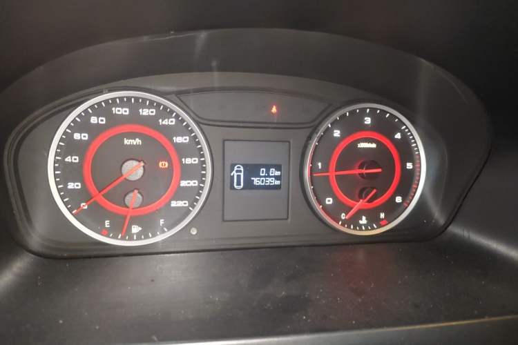 Used SAIC MAXUS G10 2018 PLUS 1.9T Manual Smart Edition Diesel Instrument Cluster