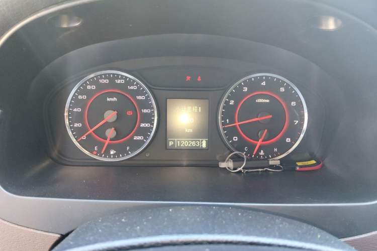 Used SAIC MAXUS G10 2018 PLUS 2.0T Automatic Luxury Executive Edition Instrument Cluster