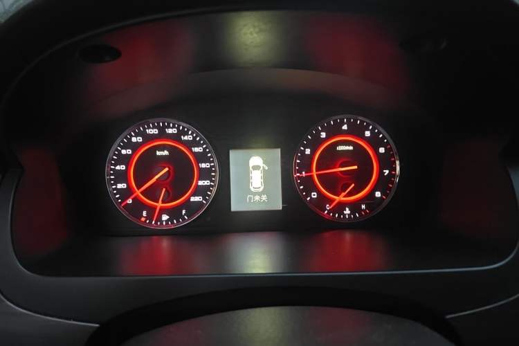 Used SAIC MAXUS G10 2018 PLUS 2.0T Automatic Elite Edition Instrument Cluster