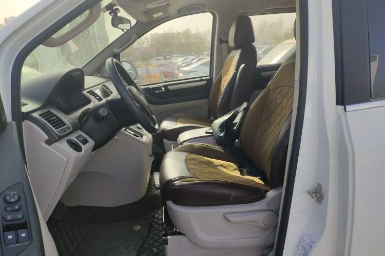 Used SAIC MAXUS G10 2018 PLUS 2.0T Automatic Smart Edition Left Front Seat