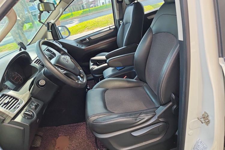 Used SAIC MAXUS G10 2018 PLUS 2.0T Automatic Elite Edition Left Front Seat