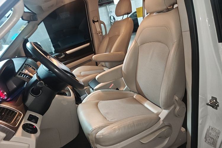 Used SAIC MAXUS G10 2018 PLUS 2.0T Automatic Smart Edition Left Front Seat