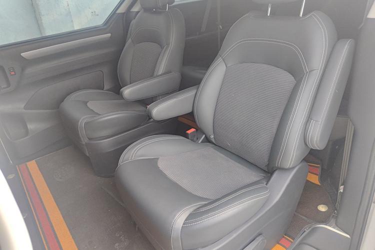 Used SAIC MAXUS G10 2018 PLUS 2.0T Automatic Elite Edition Left Front Seat