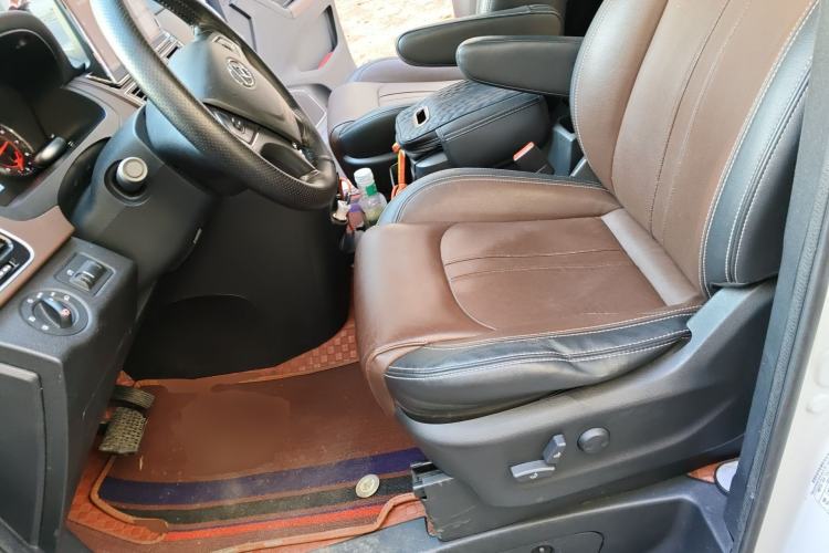 Used SAIC MAXUS G10 2018 PLUS 2.0T Automatic Luxury Executive Edition Left Front Seat