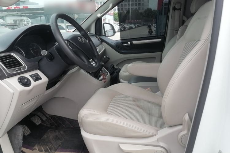 Used SAIC MAXUS G10 2018 PLUS 2.4L Manual Elite Edition Left Front Seat