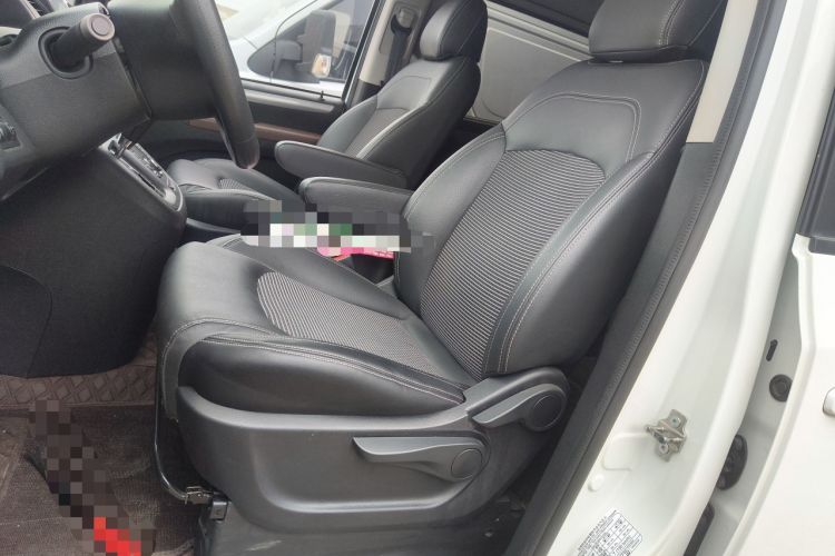 Used SAIC MAXUS G10 2018 PLUS 2.0T Automatic Elite Edition Left Front Seat