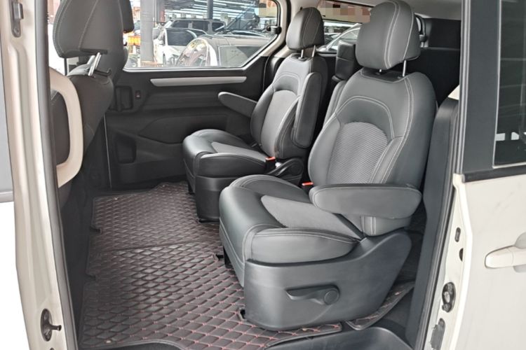 Used SAIC MAXUS G10 2018 PLUS 2.0T Automatic Elite Edition Left Rear Seat