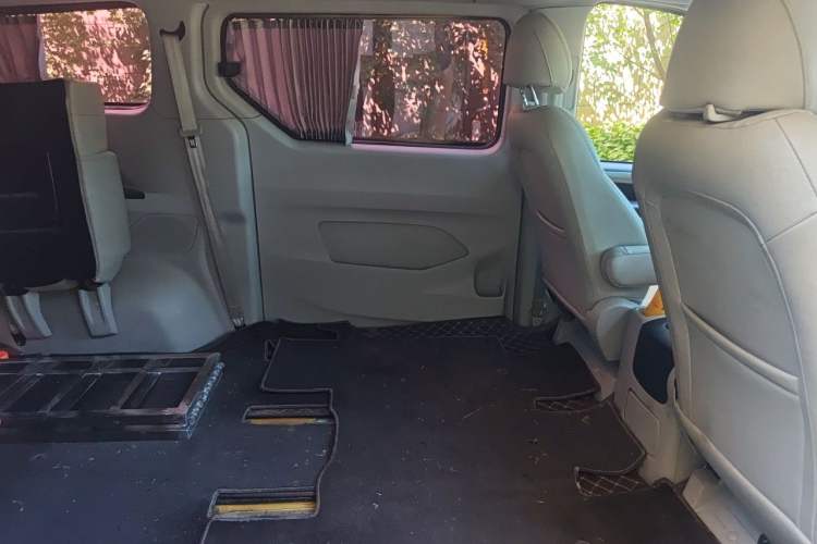 Used SAIC MAXUS G10 2018 PLUS 2.0T Automatic Executive Edition Left Rear Seat