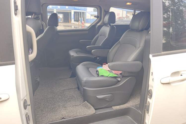 Used SAIC MAXUS G10 2018 PLUS 2.0T Automatic Elite Edition Left Rear Seat