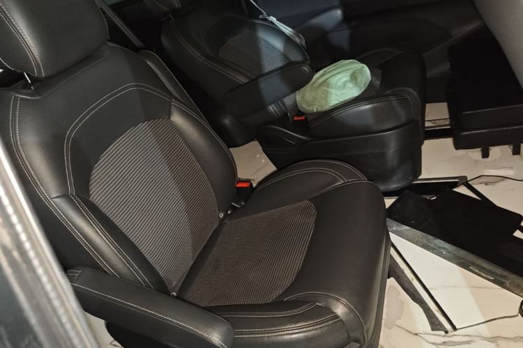 Used SAIC MAXUS G10 2018 PLUS 2.0T Automatic Smart Edition Left Rear Seat