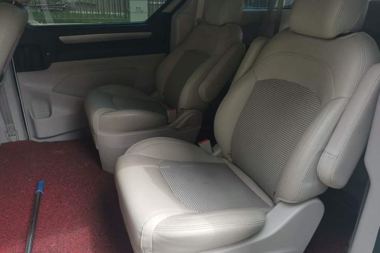 Used SAIC MAXUS G10 2018 PLUS 2.4L Manual Elite Edition Left Rear Seat