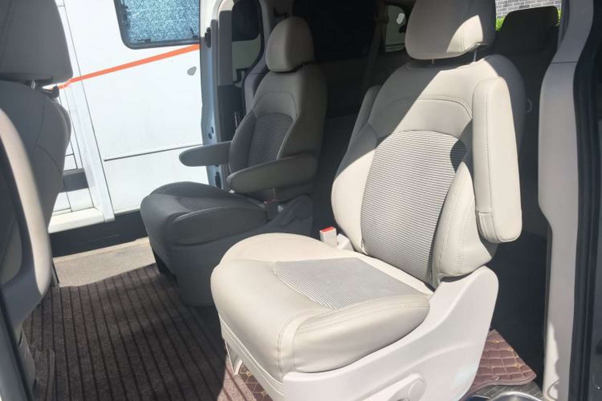 Used SAIC MAXUS G10 2018 PLUS 2.0T Automatic Luxury Edition Left Rear Seat