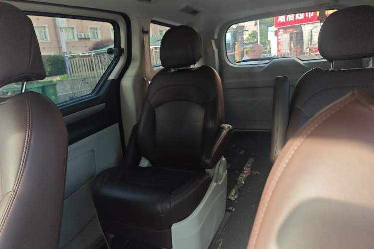 Used SAIC MAXUS G10 2018 PLUS 2.0T Automatic Elite Edition Left Rear Seat