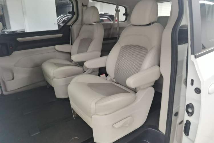 Used SAIC MAXUS G10 2018 PLUS 2.0T Automatic Elite Edition Left Rear Seat