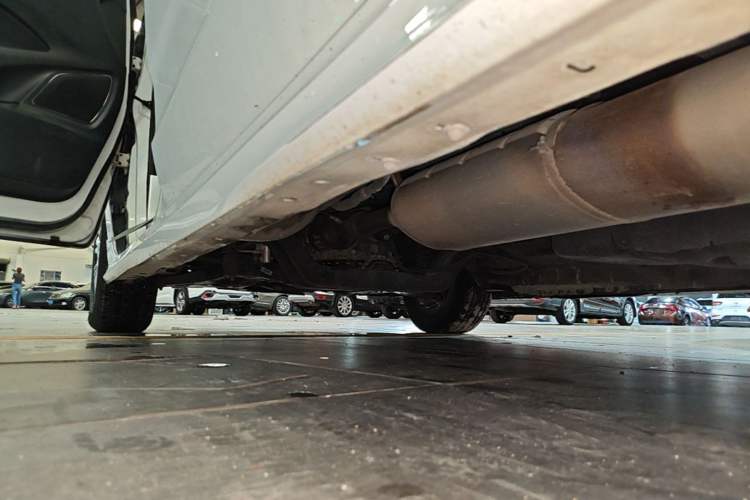 Used SAIC MAXUS G10 2018 PLUS 2.0T Automatic Smart Edition Left Side Sill