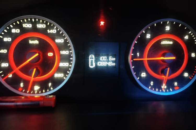 Used SAIC MAXUS G10 2018 PLUS 1.9T Manual Elite Edition Diesel Odometer Close Up
