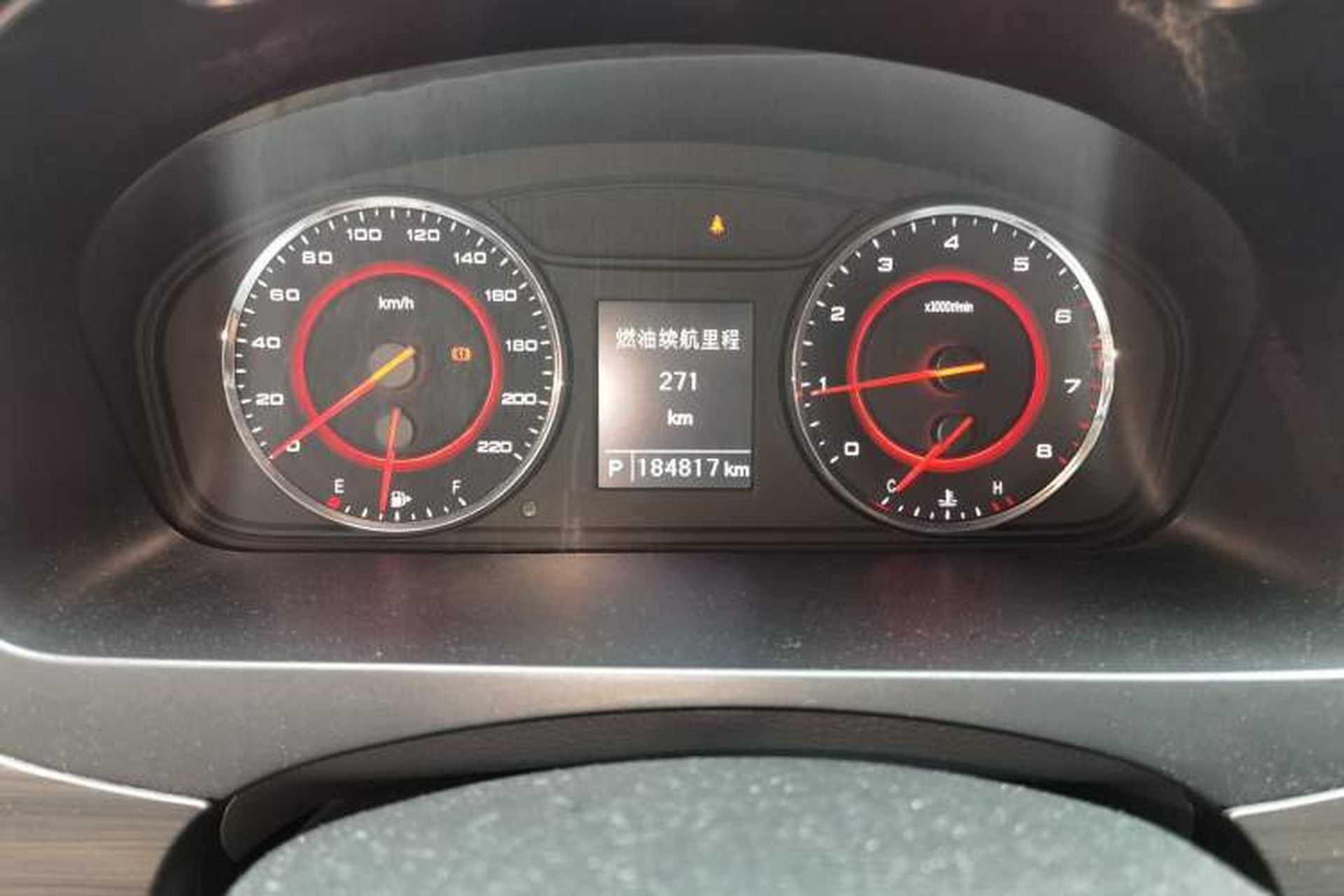 Used SAIC MAXUS G10 2018 PLUS 2.0T Automatic Luxury Edition Odometer Close Up