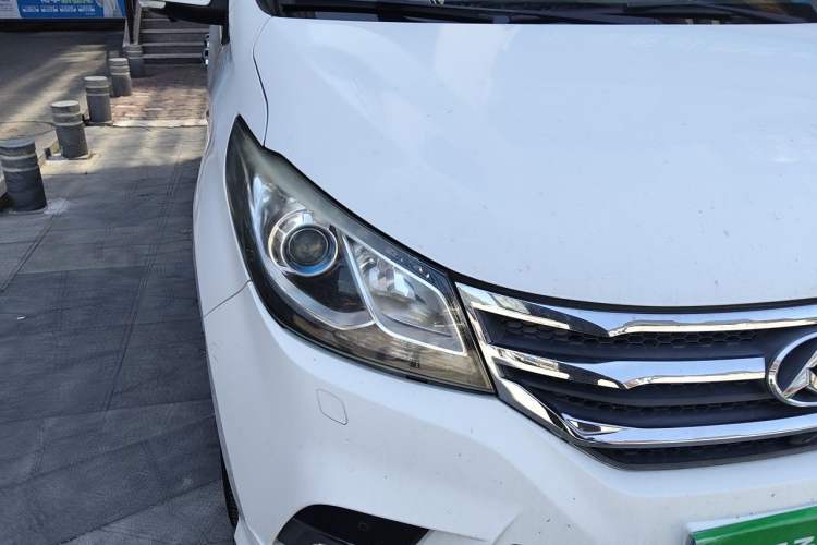 Used SAIC MAXUS G10 2018 PLUS 2.0T Automatic Luxury Executive Edition Right Front Headlight