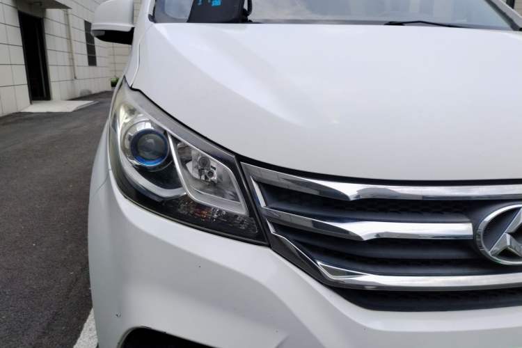 Used SAIC MAXUS G10 2018 PLUS 2.0T Automatic Luxury Edition Right Front Headlight