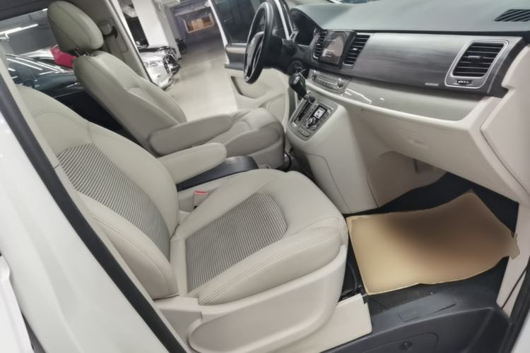 Used SAIC MAXUS G10 2018 PLUS 2.0T Automatic Elite Edition Right Front Seat
