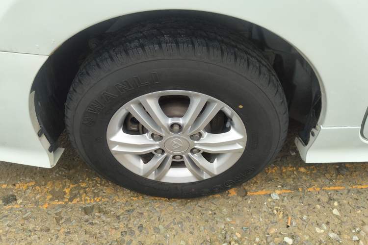Used SAIC MAXUS G10 2018 PLUS 2.0T Automatic Elite Edition Right Rear Wheel Hub
