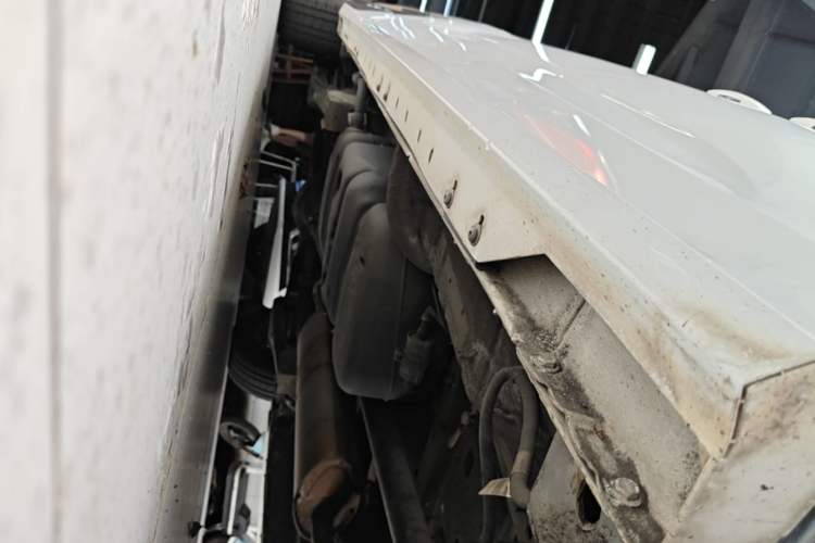 Used SAIC MAXUS G10 2018 PLUS 2.0T Automatic Elite Edition Right Side Sill