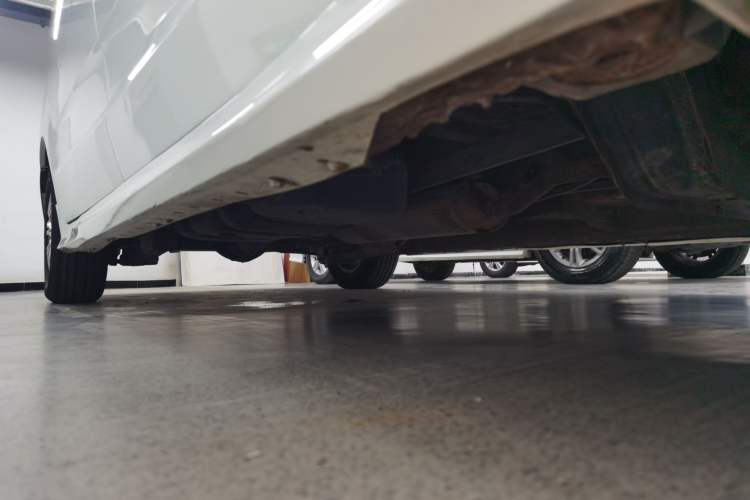 Used SAIC MAXUS G10 2018 PLUS 2.0T Automatic Elite Edition Right Side Sill