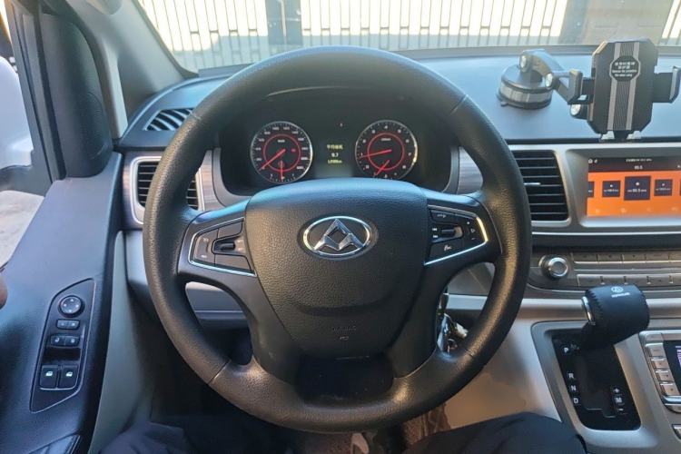 Used SAIC MAXUS G10 2018 PLUS 2.0T Automatic Executive Edition Steering Wheel
