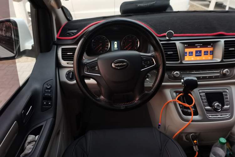 Used SAIC MAXUS G10 2018 PLUS 2.0T Automatic Elite Edition Steering Wheel