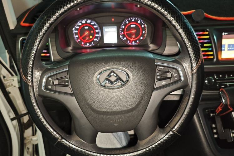 Used SAIC MAXUS G10 2018 PLUS 2.0T Automatic Smart Edition Steering Wheel