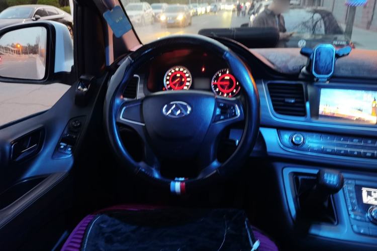 Used SAIC MAXUS G10 2018 PLUS 1.9T Manual Elite Edition Diesel Steering Wheel