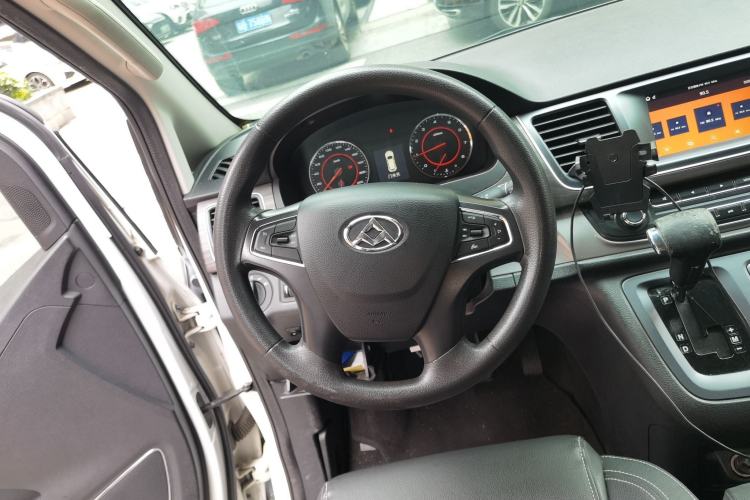 Used SAIC MAXUS G10 2018 PLUS 2.0T Automatic Luxury Edition Steering Wheel